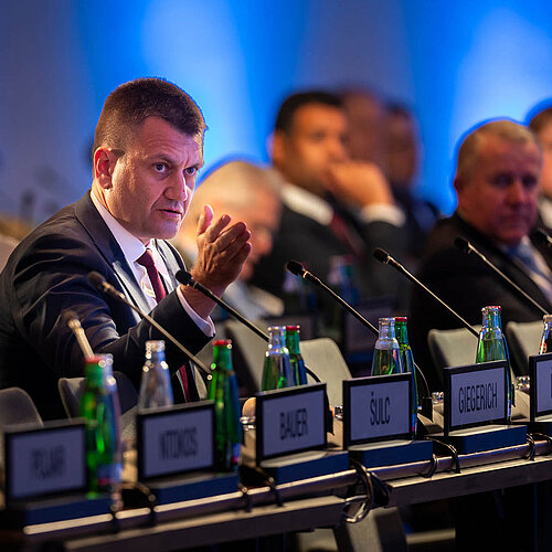 Participants at IISS event Participants at IISS event